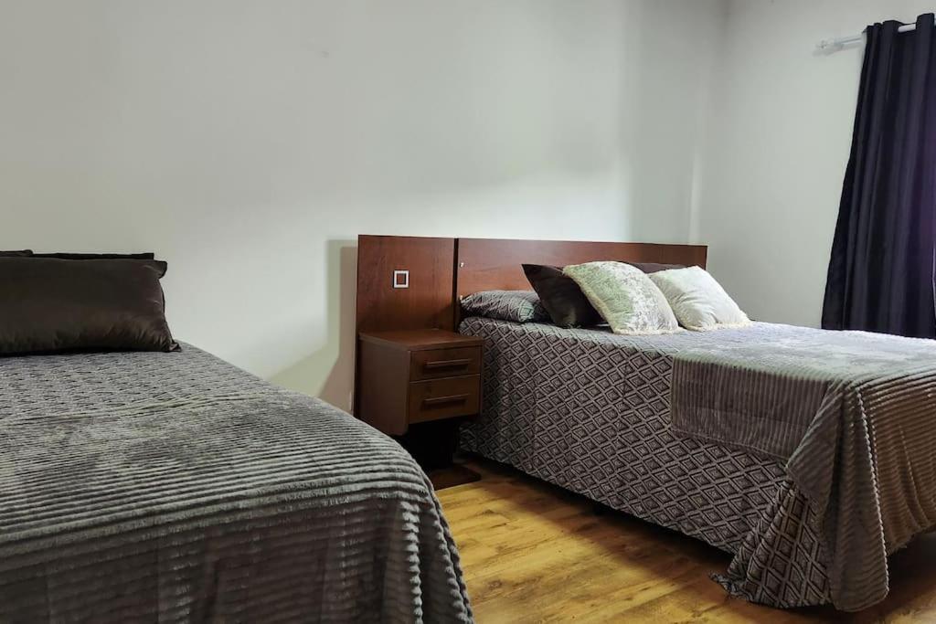 فيلا Poços de Caldasفي Casa Unica E Moderna Centro المظهر الخارجي الصورة