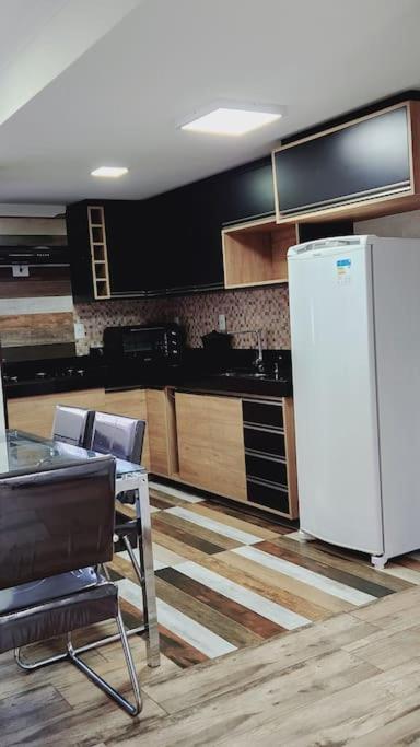 فيلا Poços de Caldasفي Casa Unica E Moderna Centro المظهر الخارجي الصورة
